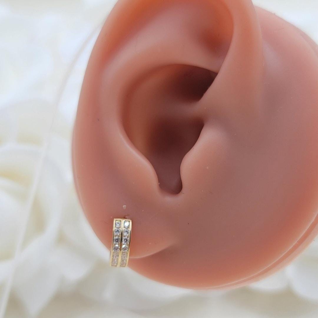 14k 2 Lanes Huggie Earrings - 11mm