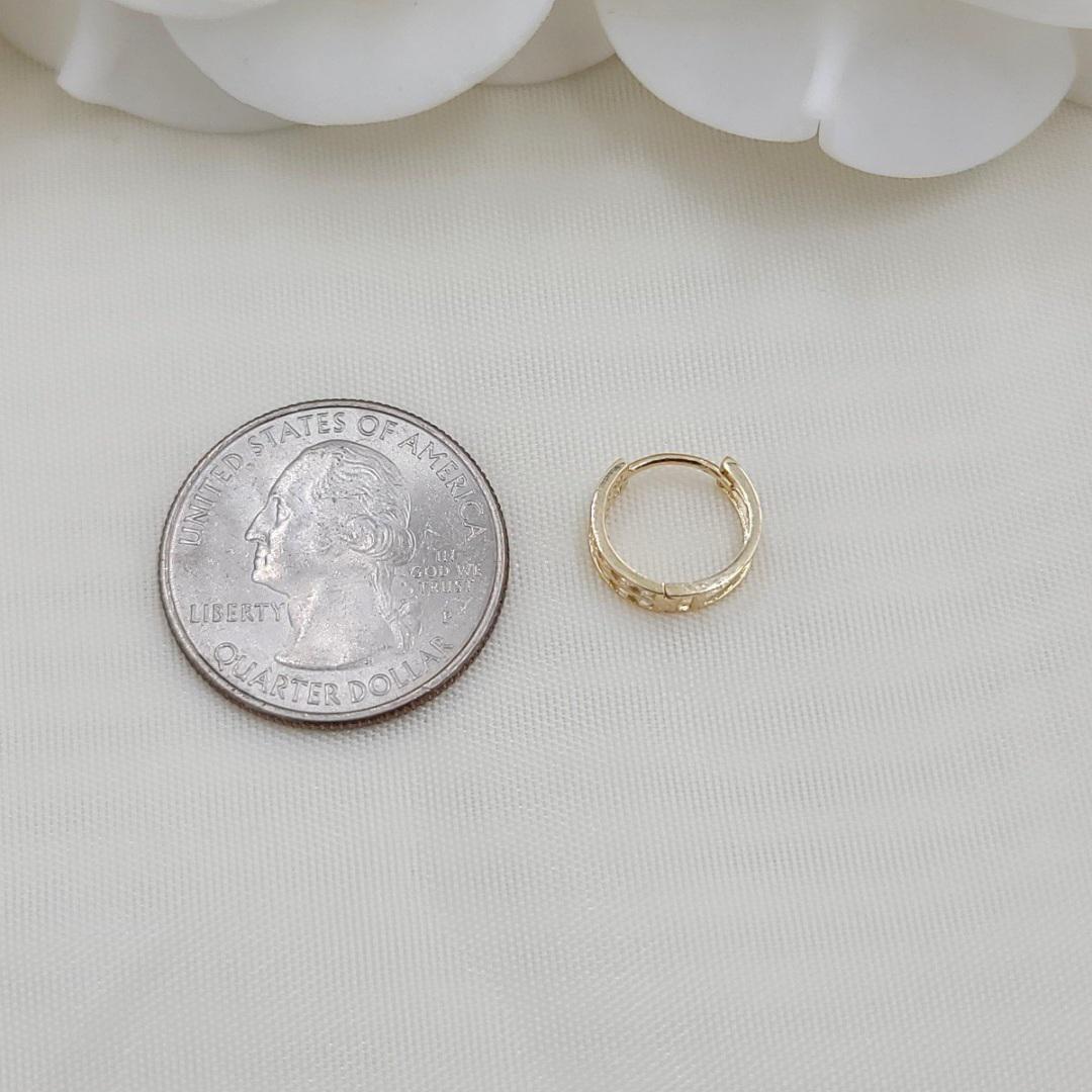 14k 2 Lanes Huggie Earrings - 11mm
