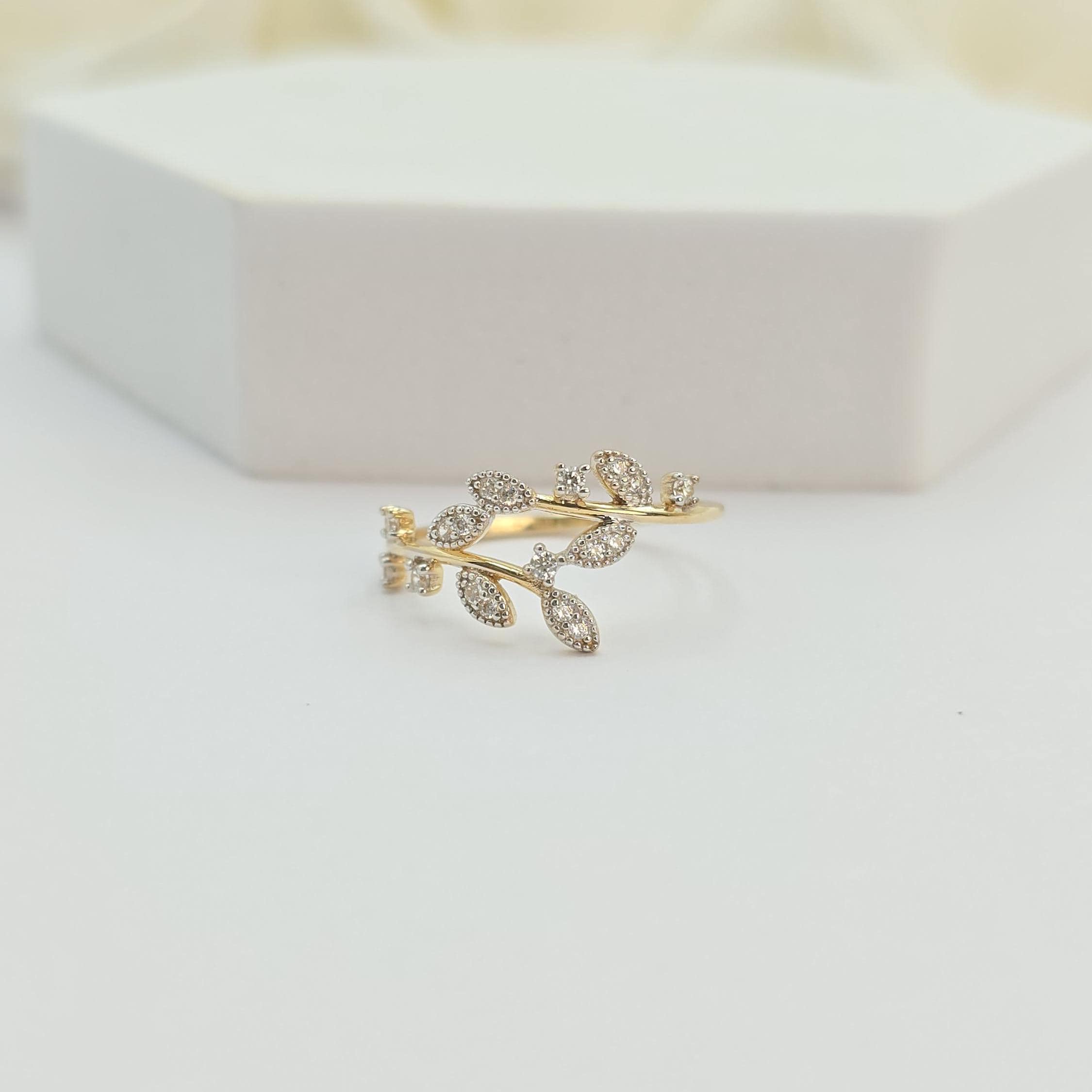 14k Gold Leaf Ring