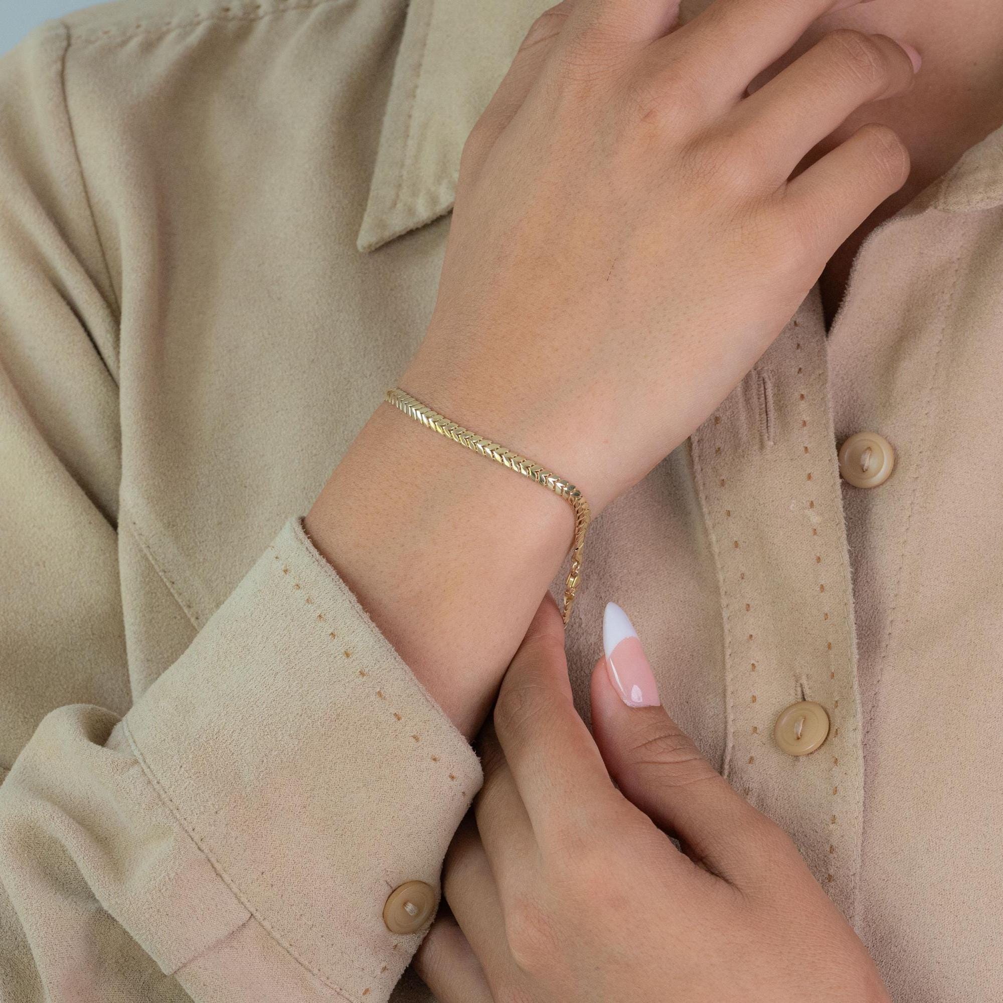14k Arrow Herringbone Bracelet - 4mm & 5.8mm