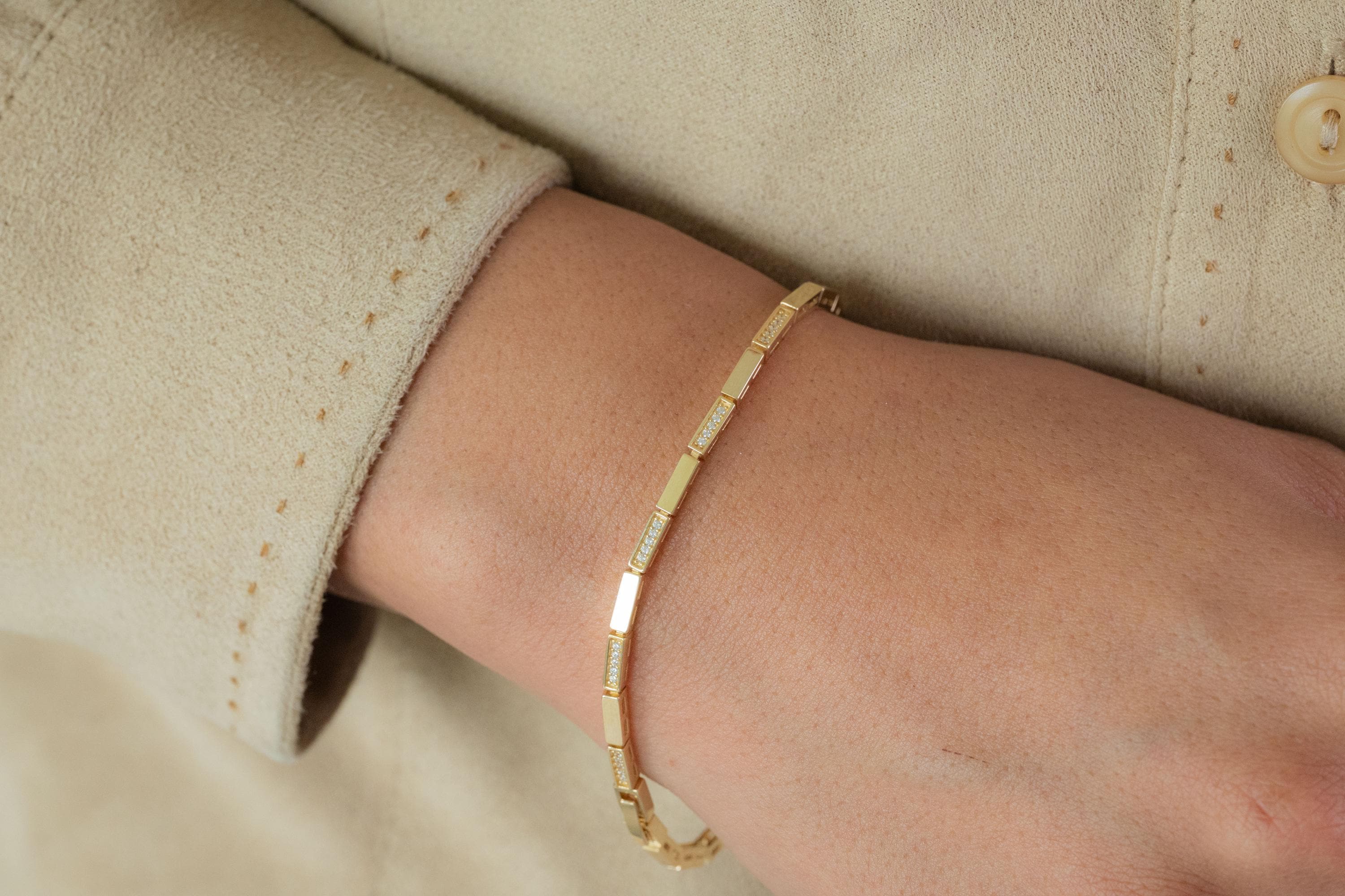 14K Bar Link Bracelet