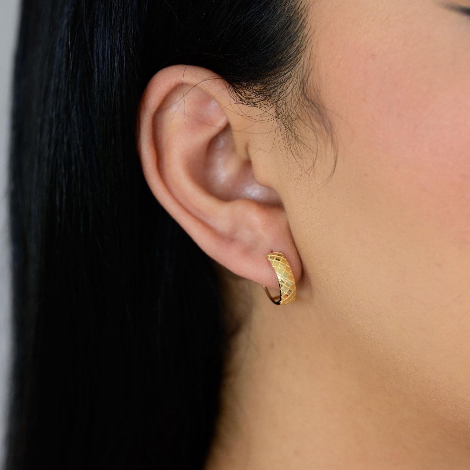 14k Small Shiny Huggies Earrings - 13mm & 4mm Thick