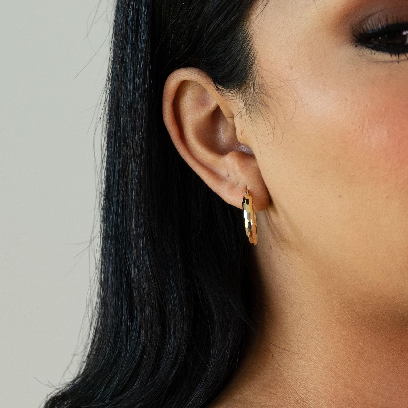 14k Gold Hammered Texture Hoop Earrings