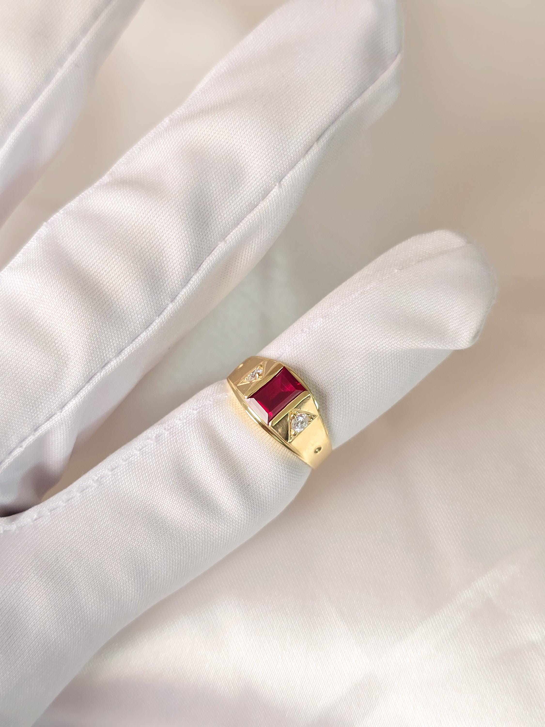 Vintage 14k Gold Baguette Cut Simulated Ruby Ring - Size 7 - 3.2 grams