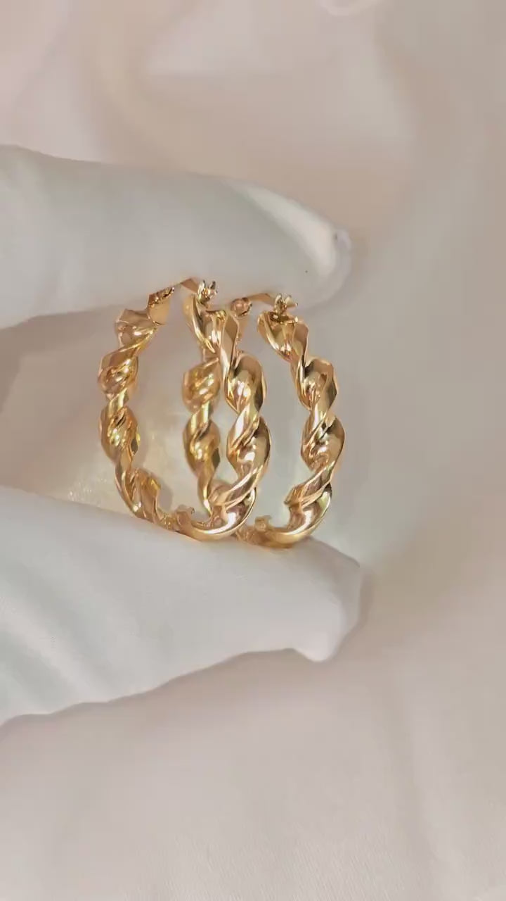 Stunning vintage 14k gold twisted hoops