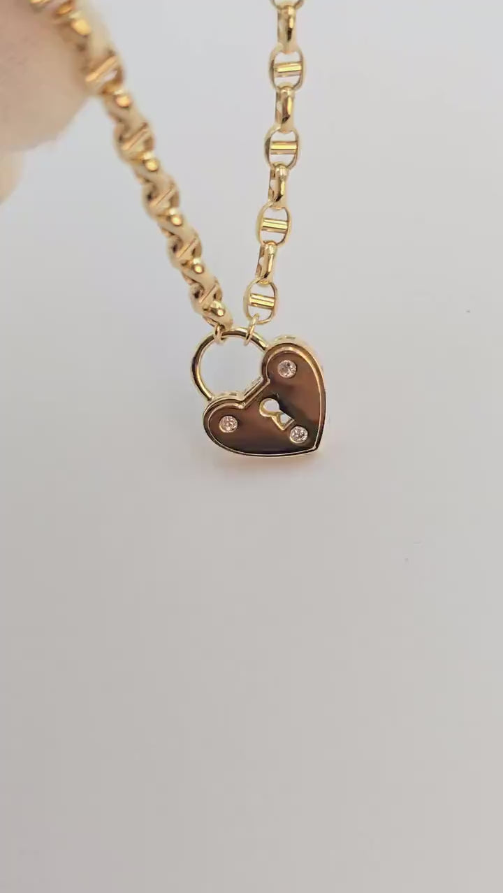 Unique 14k gold Heart Locket Bracelet - Unique & Elegant Piece - 7+1 inches - Perfect Gift For Her