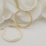 25MM 14k Gold Shiny Diamond Cut Hoop Earrings - 1 Inch - 2.5 mm Thick