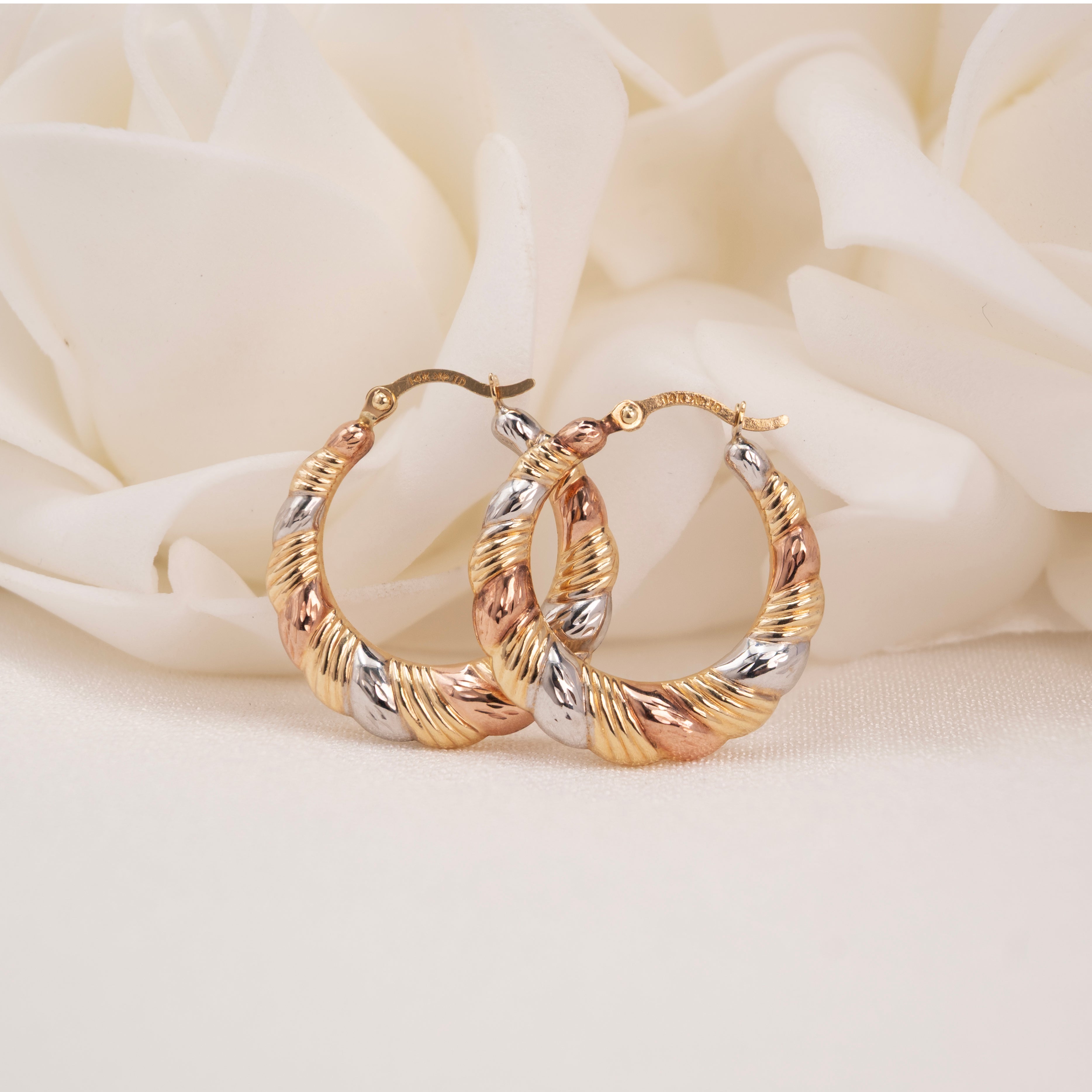 Aros de croissant tricolor de 14 k