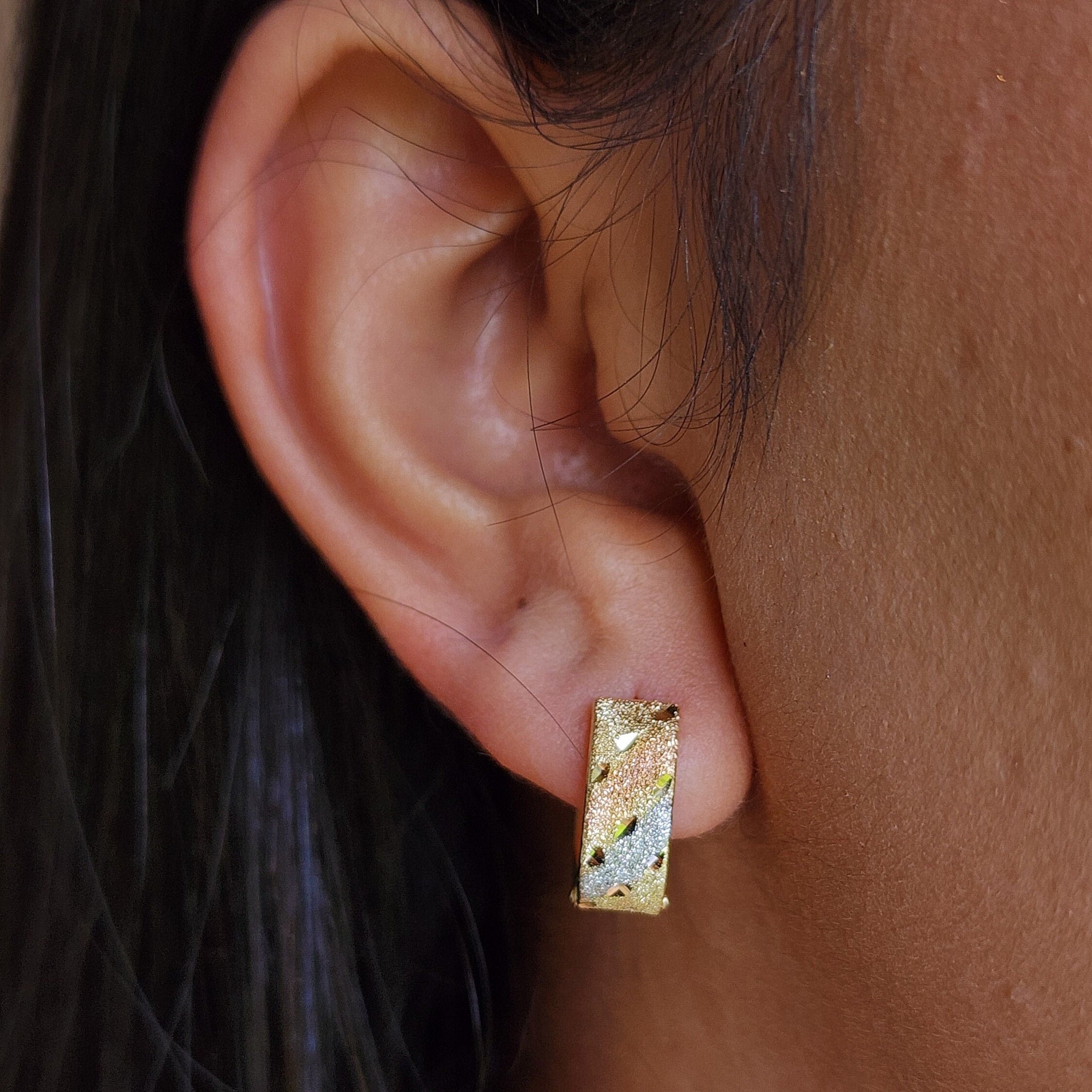 Solid 14k  Tricolor Gold Diamond Cut Huggies Earrings - Squared shaped - Perfect For Her - Double Click Closure